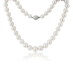 Graduated South Sea Pearl Necklace with White Gold Clasp