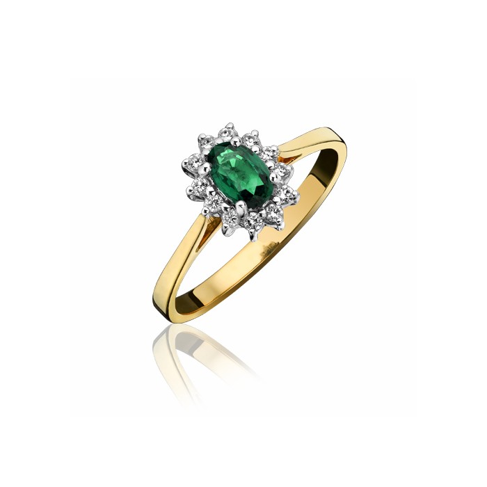 18ct Gold Oval Emerald & Diamond Cluster Ring - E 0.25 D 0.12