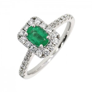 18ct White Gold Emerald & Diamond Cluster Ring - E 0.46 D 0.37